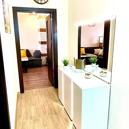 апартамент Teddy Apartamento Burgas